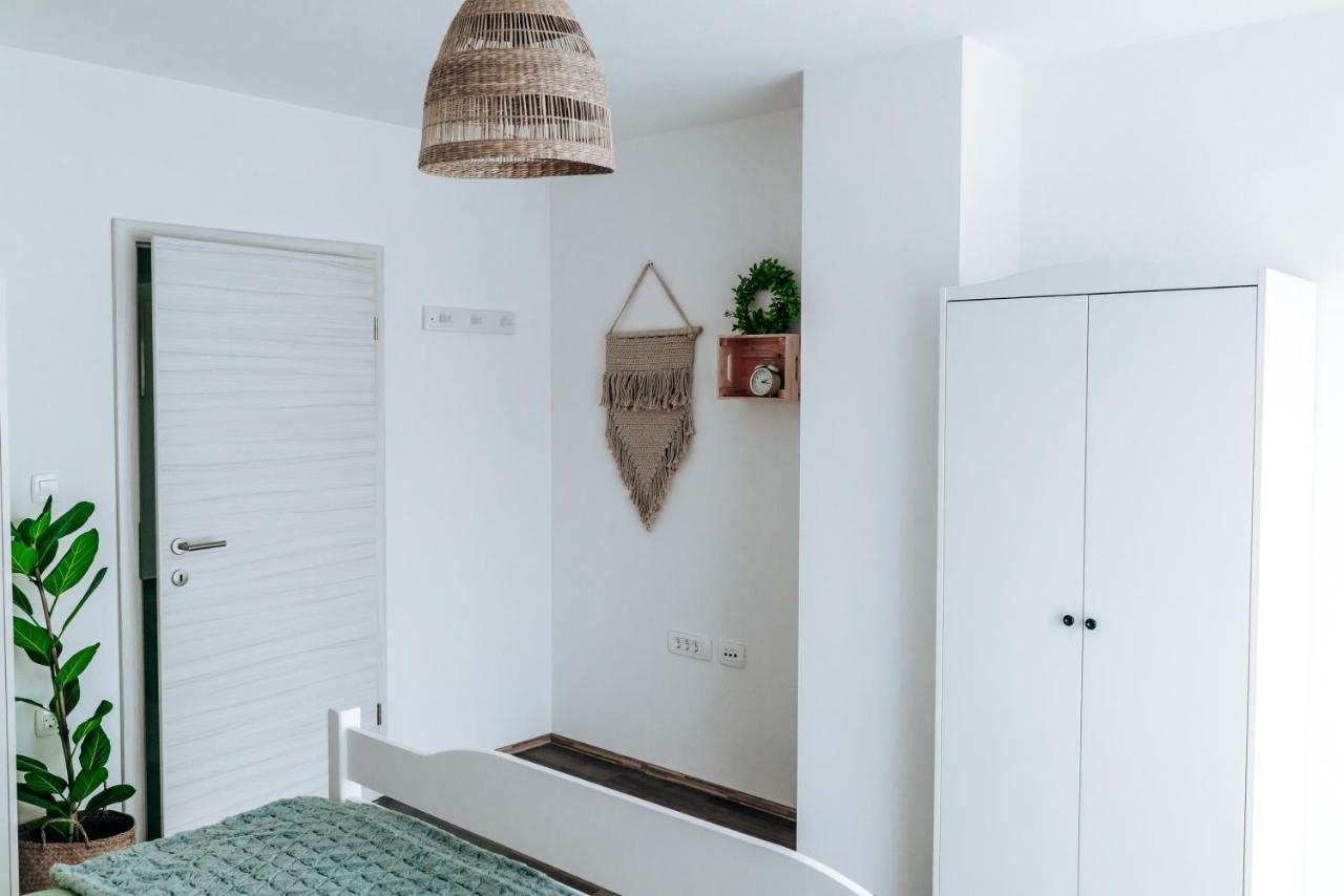 Villa Cerknisko Jezero Cerknica Zewnętrze zdjęcie